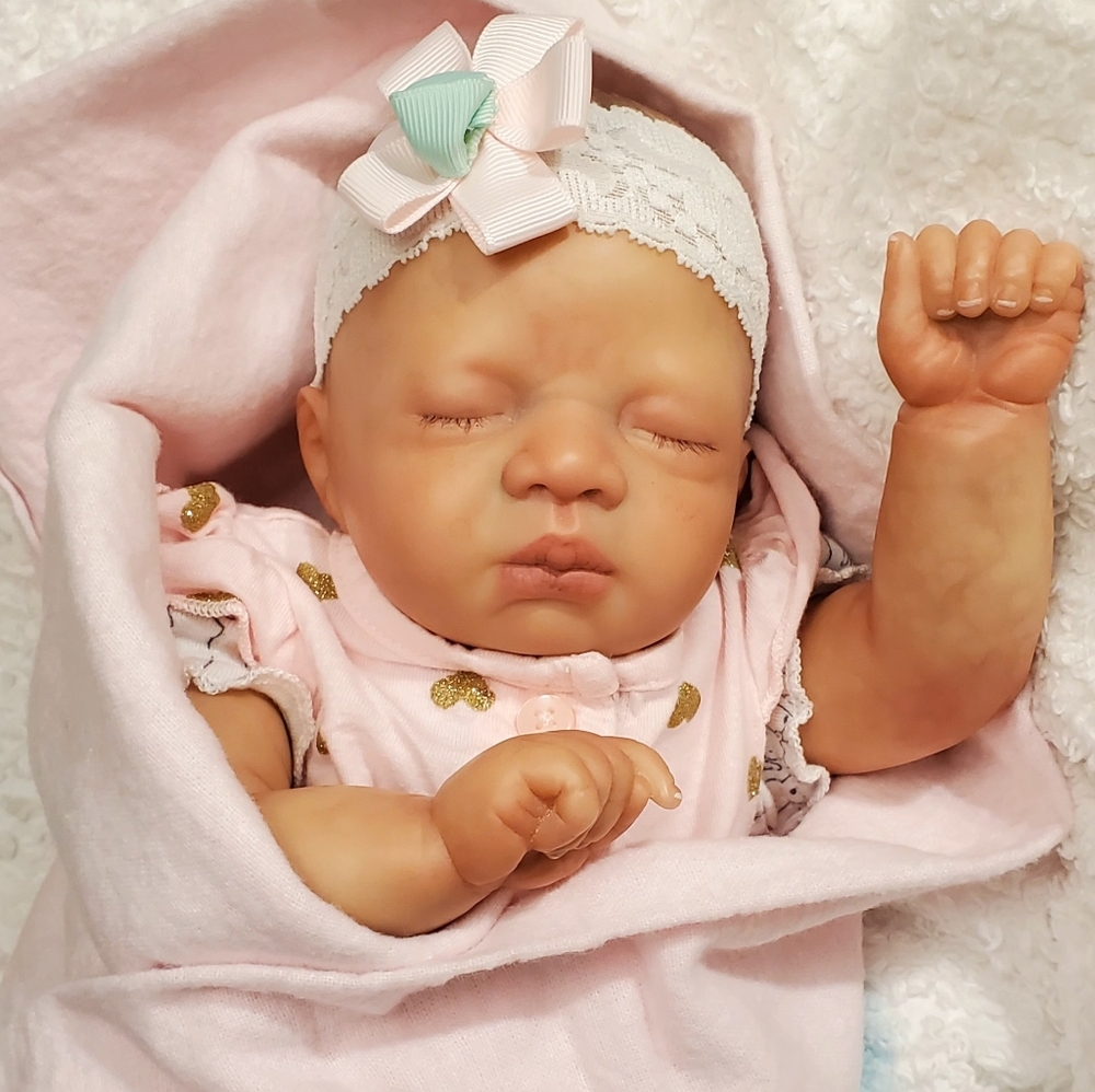 🔴🔴SOLD🔴🔴  Artist quality painted reborn doll